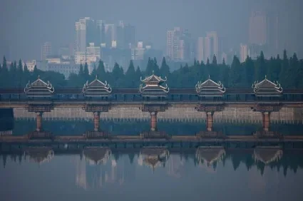 Hunan capital calls for huge stimulus package