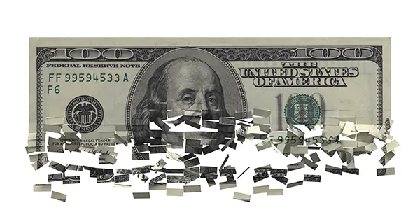 Russians and Chinese are ditching the dollar as Europeans start using renminbi in their reserves